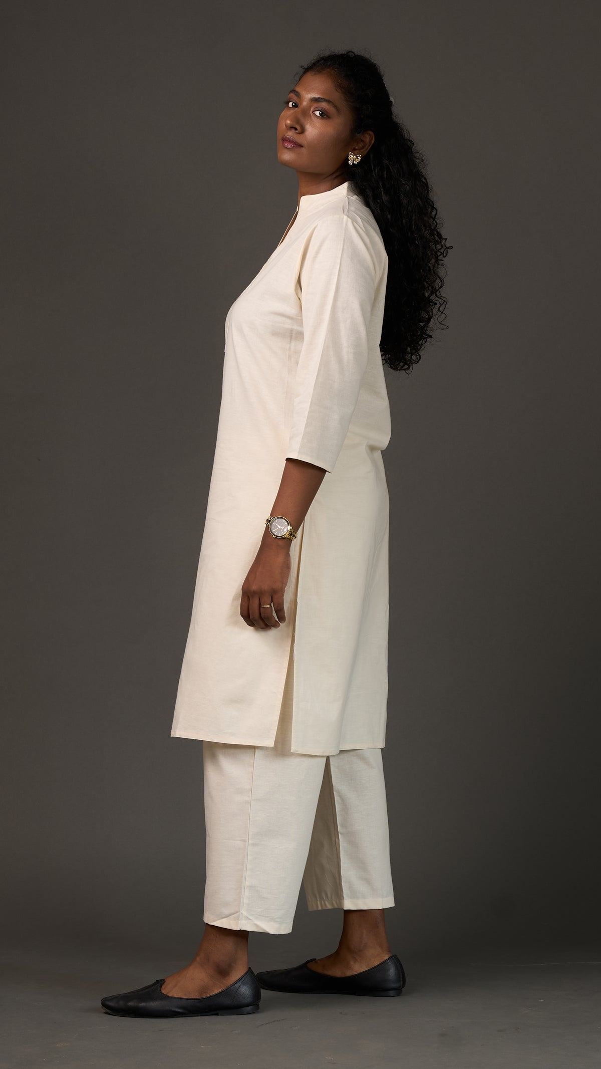KANSO | White Cotton Linen Mandarin Collar long Kurta