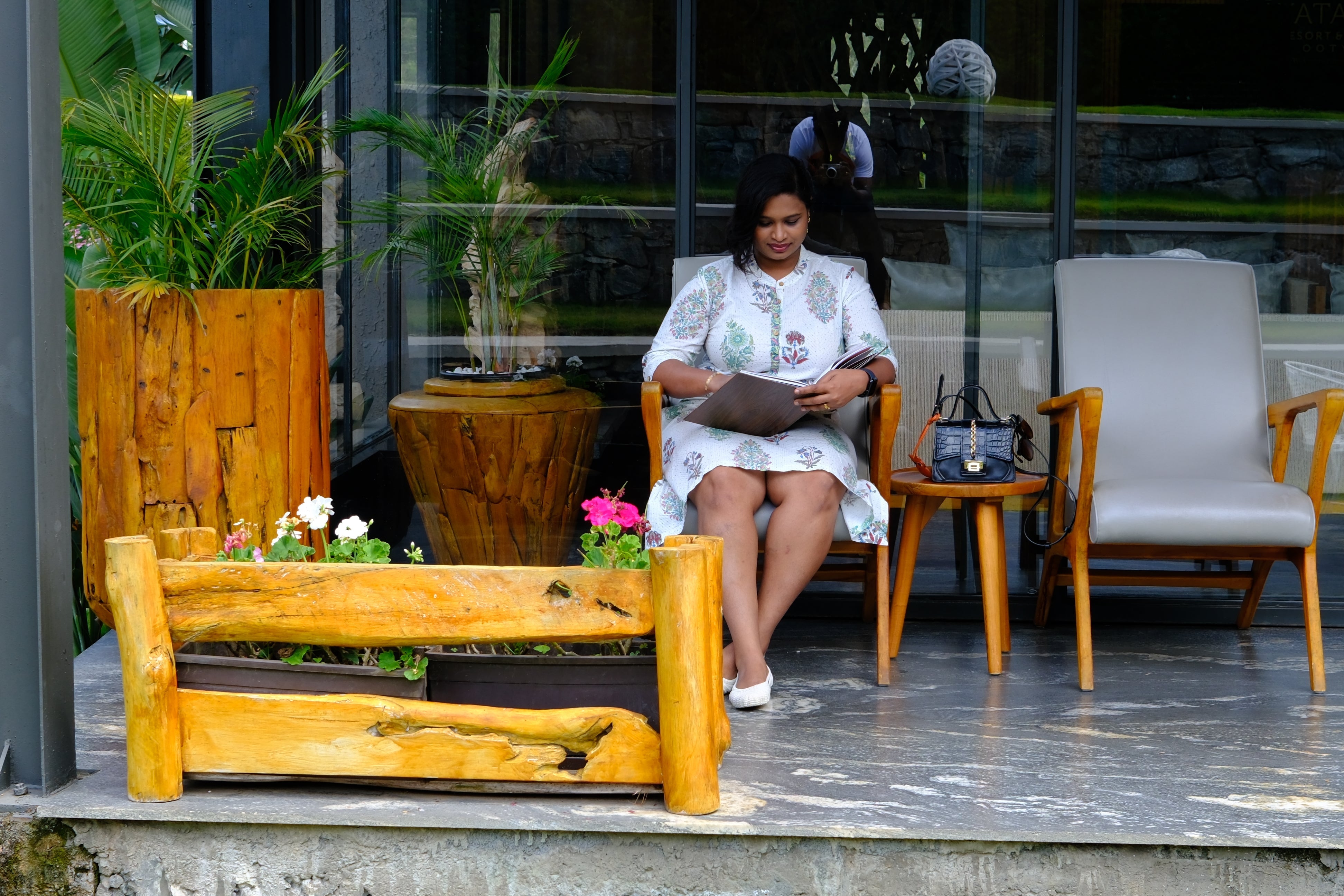 The Desk-to-Dinner Wardrobe: Dressing for the Pace of Urban India