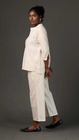 KANSO | White Cotton Linen Mandarin Collar Tunic with Wooden Buttons