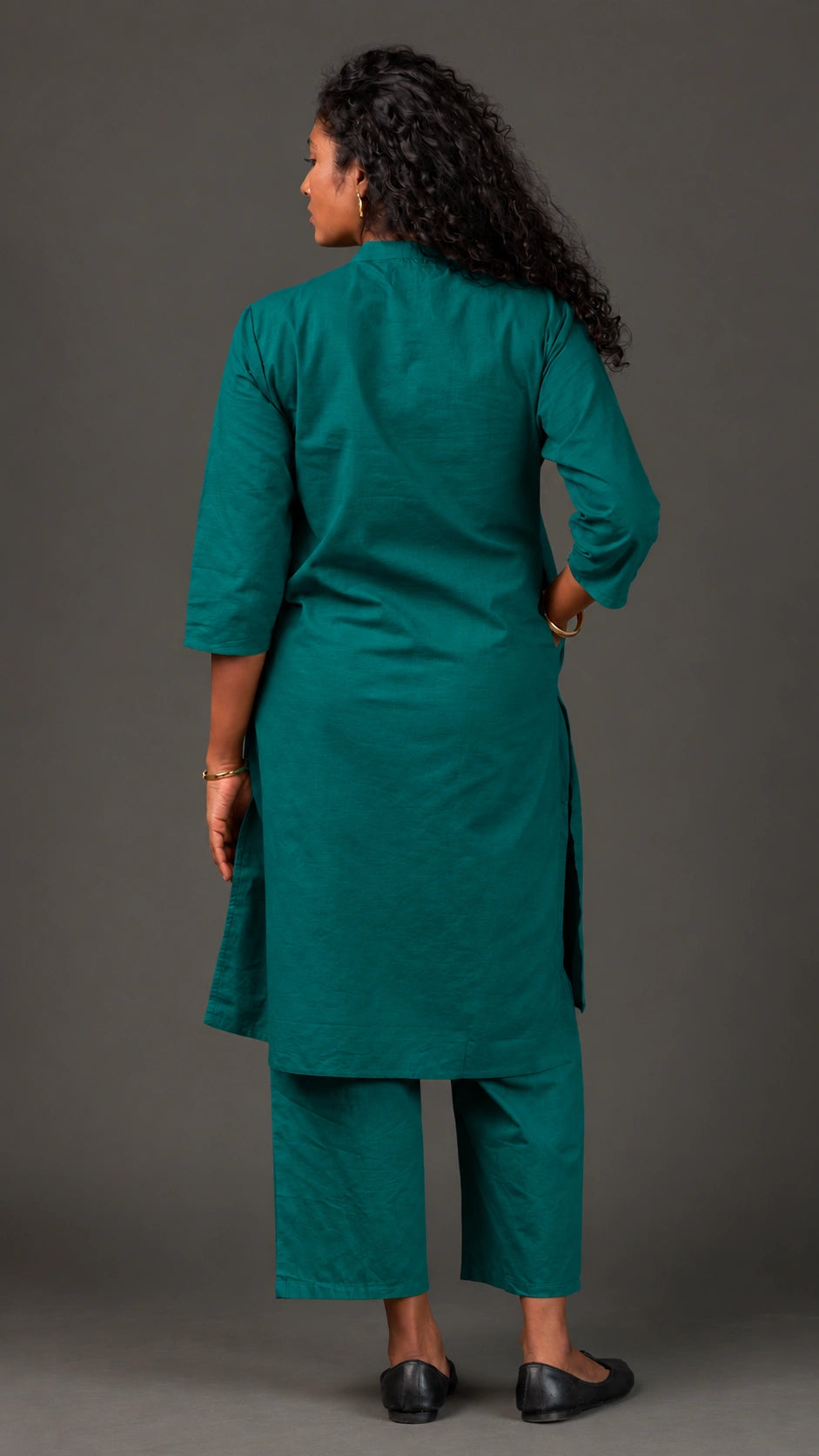 KANSO | Green Cotton Linen Mandarin Collar long Kurta